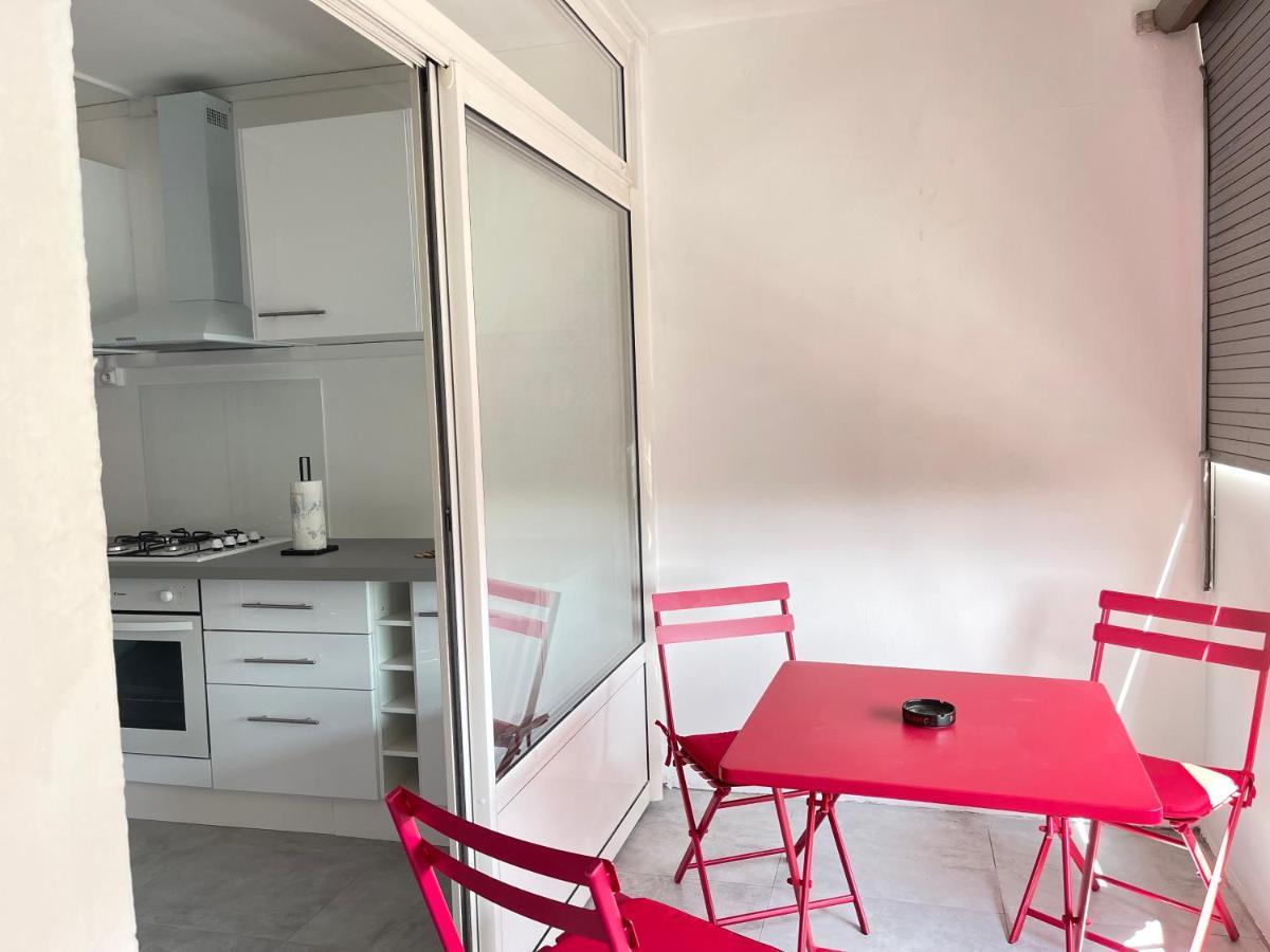 Apartamento Votre Cocon Parfait A 9 Min D'Eurexpo Et 14 Min Groupama Saint-Priest  Exterior foto