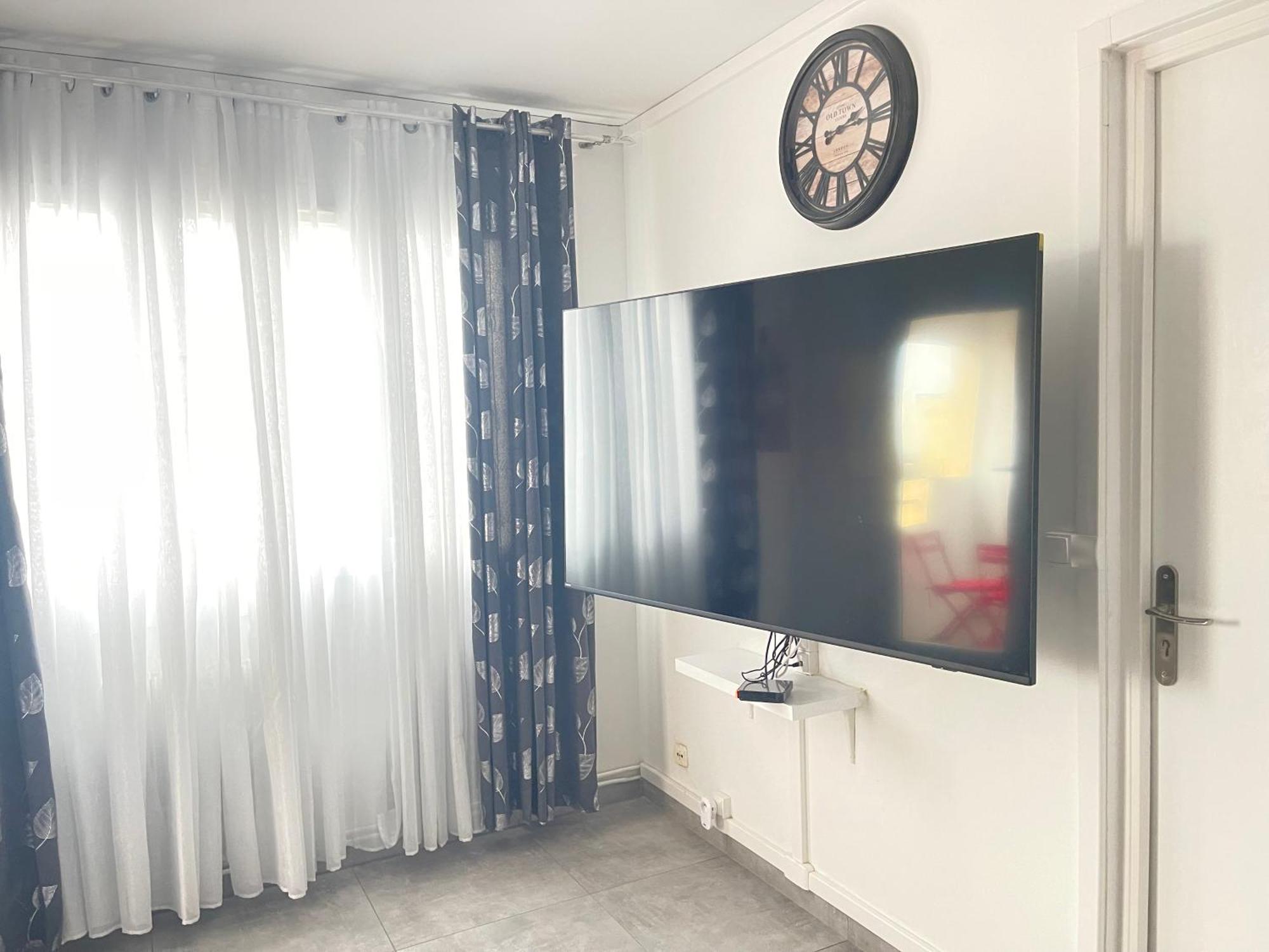 Apartamento Votre Cocon Parfait A 9 Min D'Eurexpo Et 14 Min Groupama Saint-Priest  Exterior foto